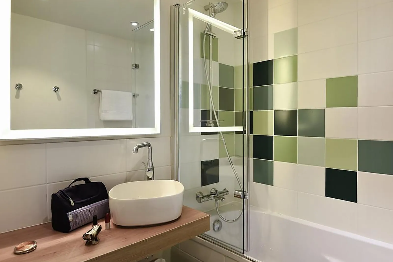 Lieux événementiels, IBIS STYLES ARCACHON GUJAN-MESTRAS