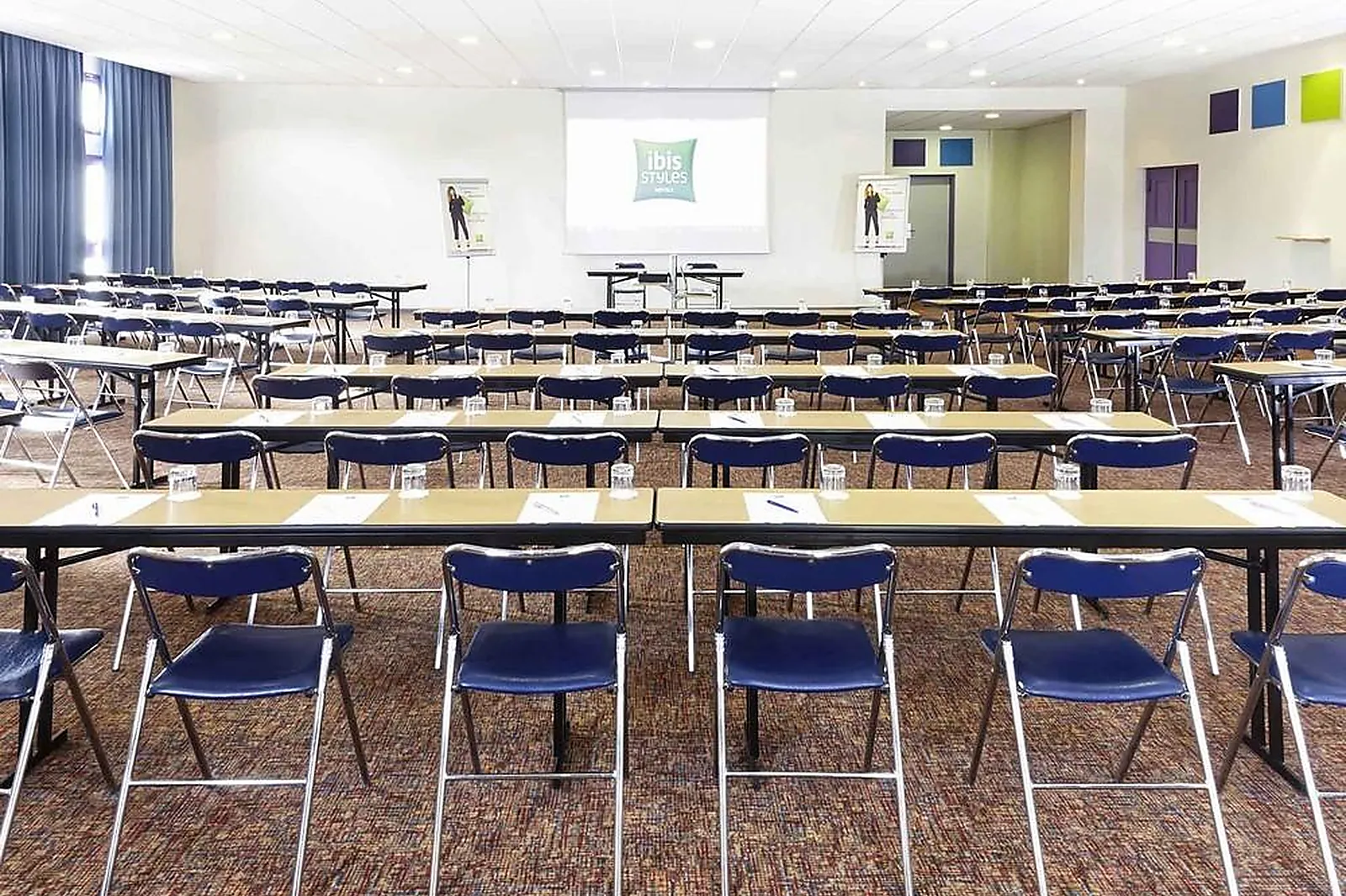 Lieux événementiels, IBIS STYLES ARLES PALAIS DES CONGRÈS