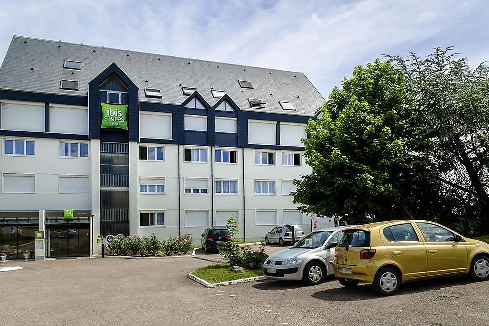 Lieux événementiels, IBIS STYLES AUXERRE NORD