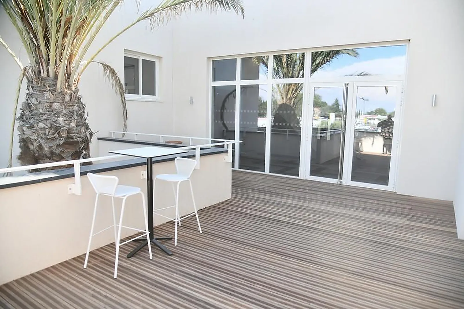 Lieux événementiels, IBIS STYLES AVIGNON SUD