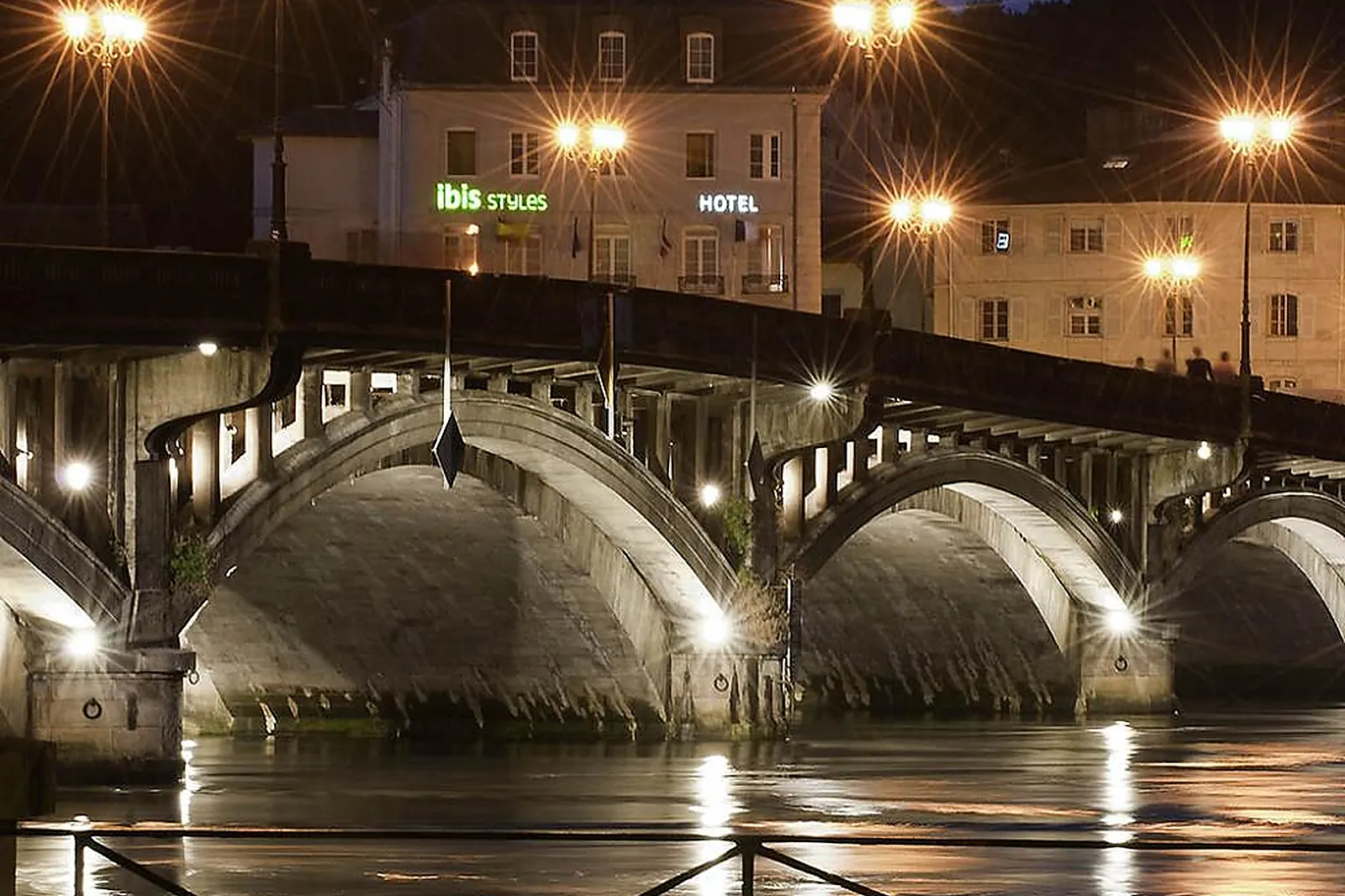 Lieux événementiels, IBIS STYLES BAYONNE CENTRE GARE