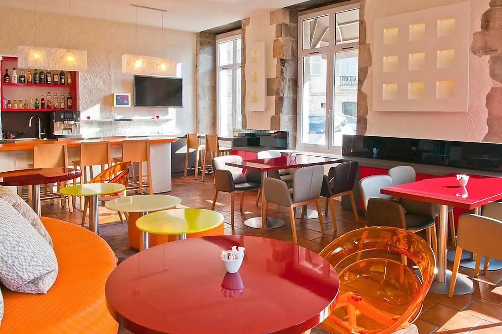 Lieux événementiels, IBIS STYLES BAYONNE CENTRE GARE