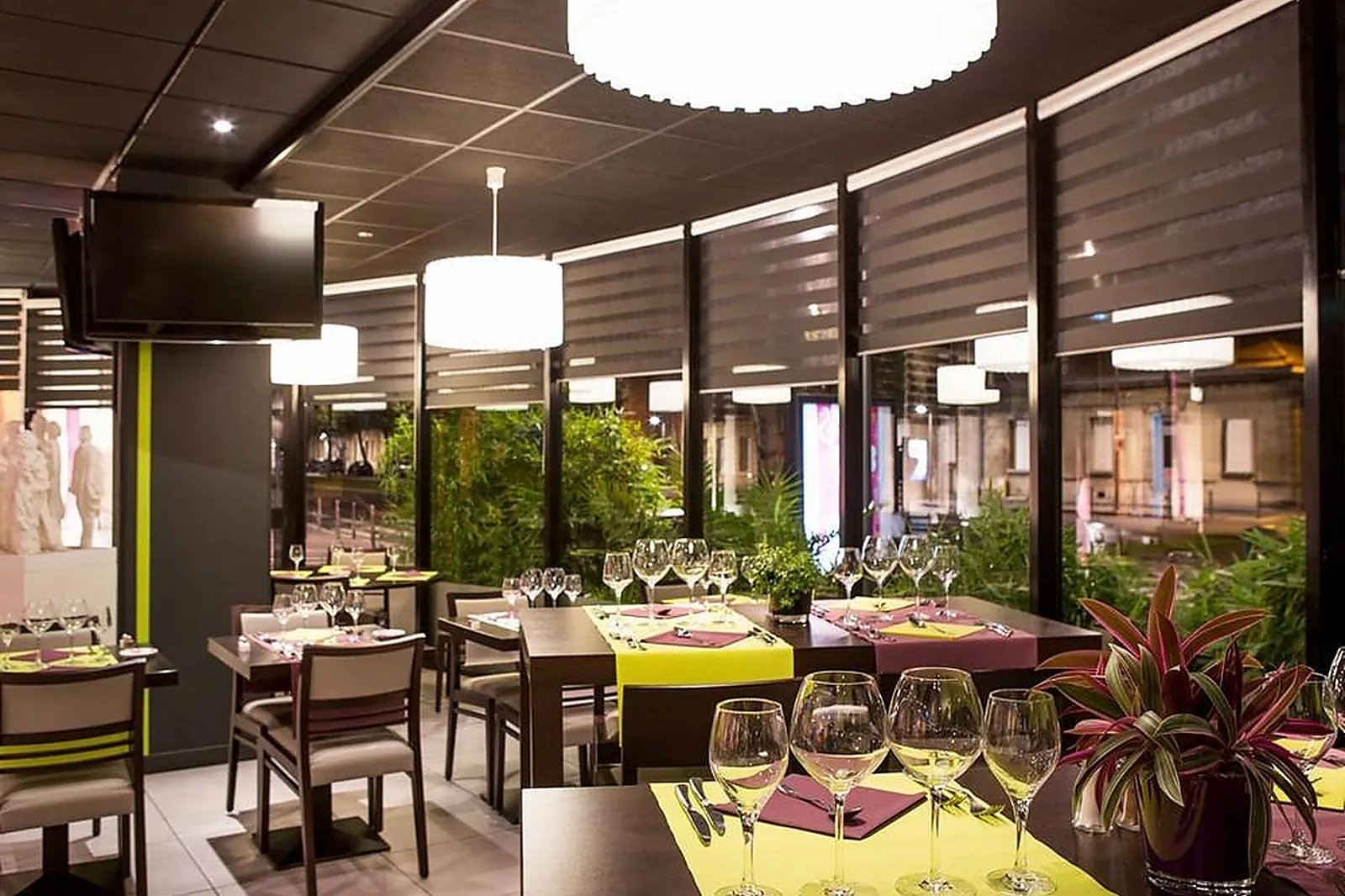 Lieux événementiels, IBIS STYLES BORDEAUX MERIADECK