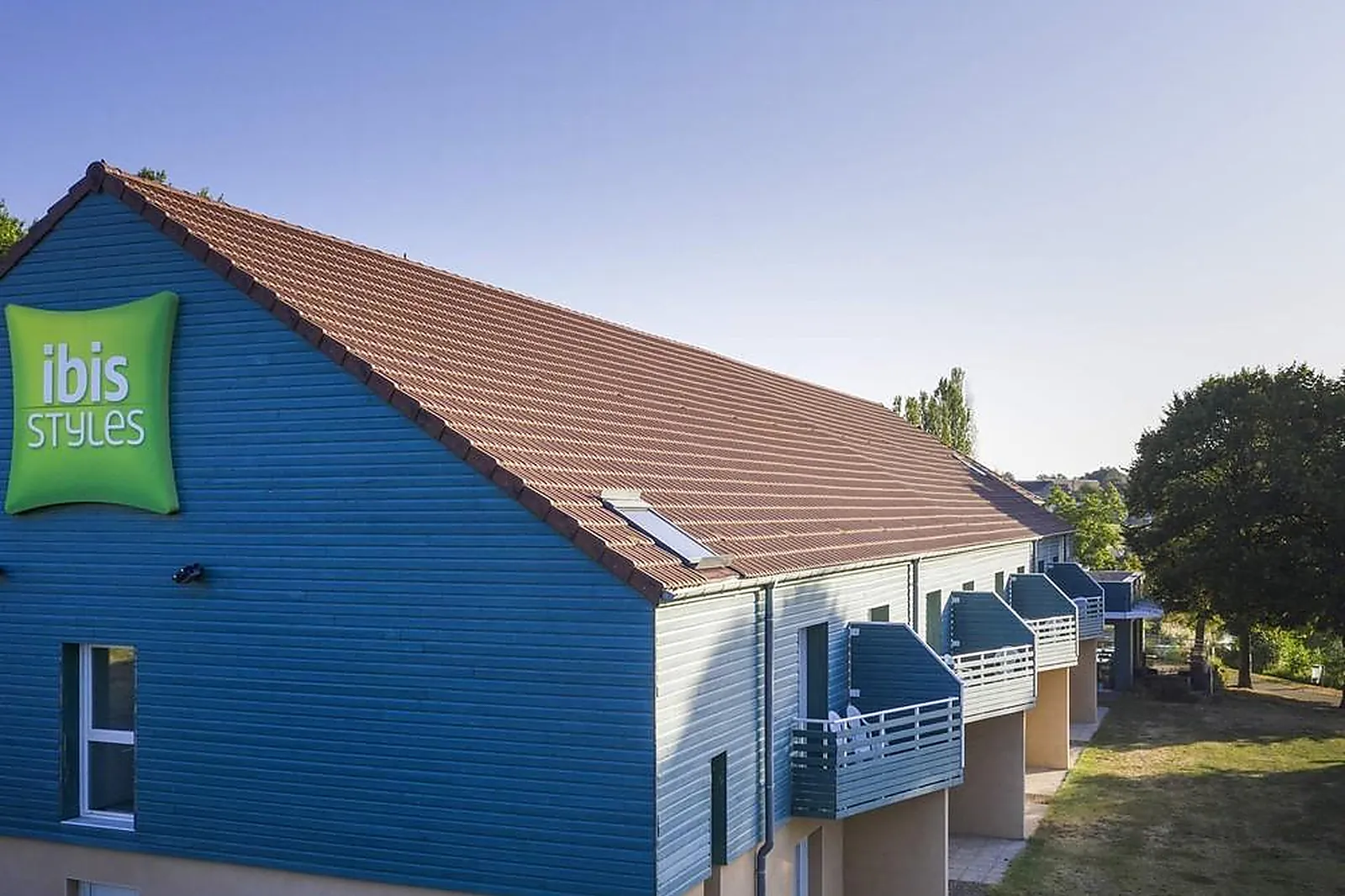 Lieux événementiels, IBIS STYLES BOURBON LANCY