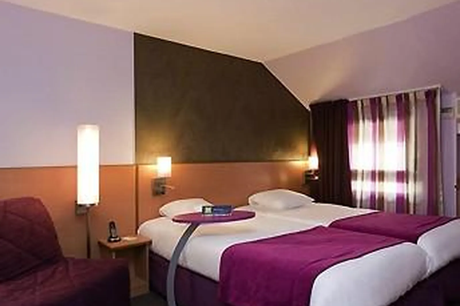 Lieux événementiels, IBIS STYLES BOURG-EN-BRESSE