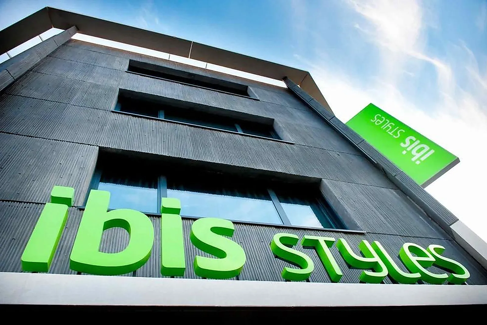 Lieux événementiels, IBIS STYLES BREST CENTRE PORT