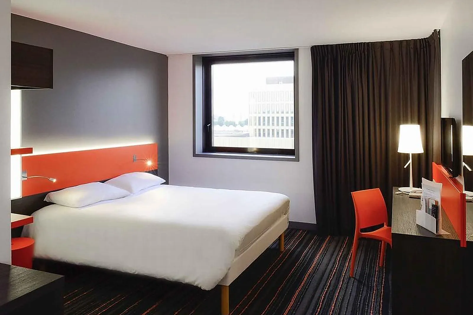 Lieux événementiels, IBIS STYLES CAEN CENTRE GARE
