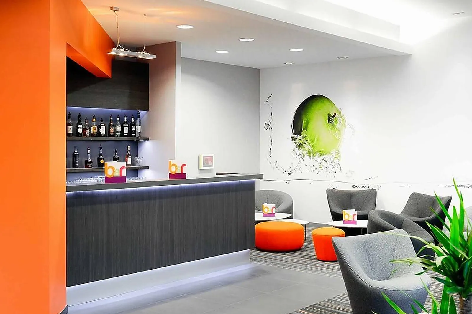 Lieux événementiels, IBIS STYLES CAEN CENTRE GARE