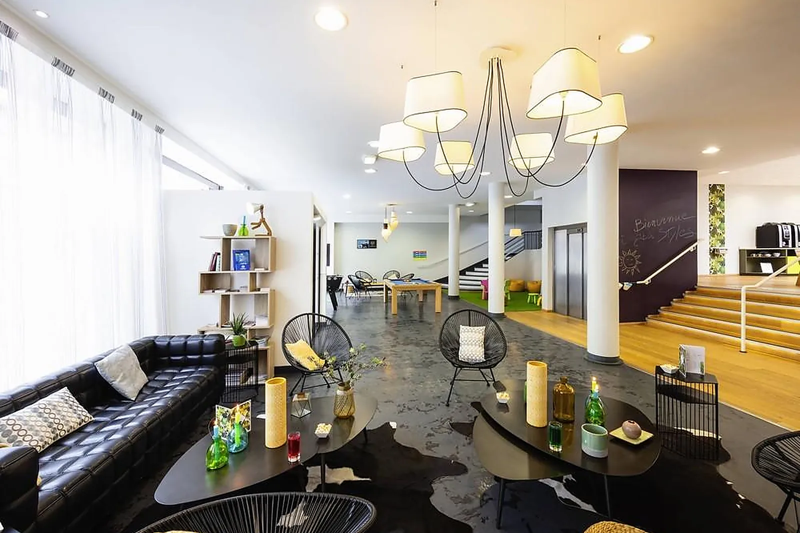 Lieux événementiels, IBIS STYLES CALAIS CENTRE