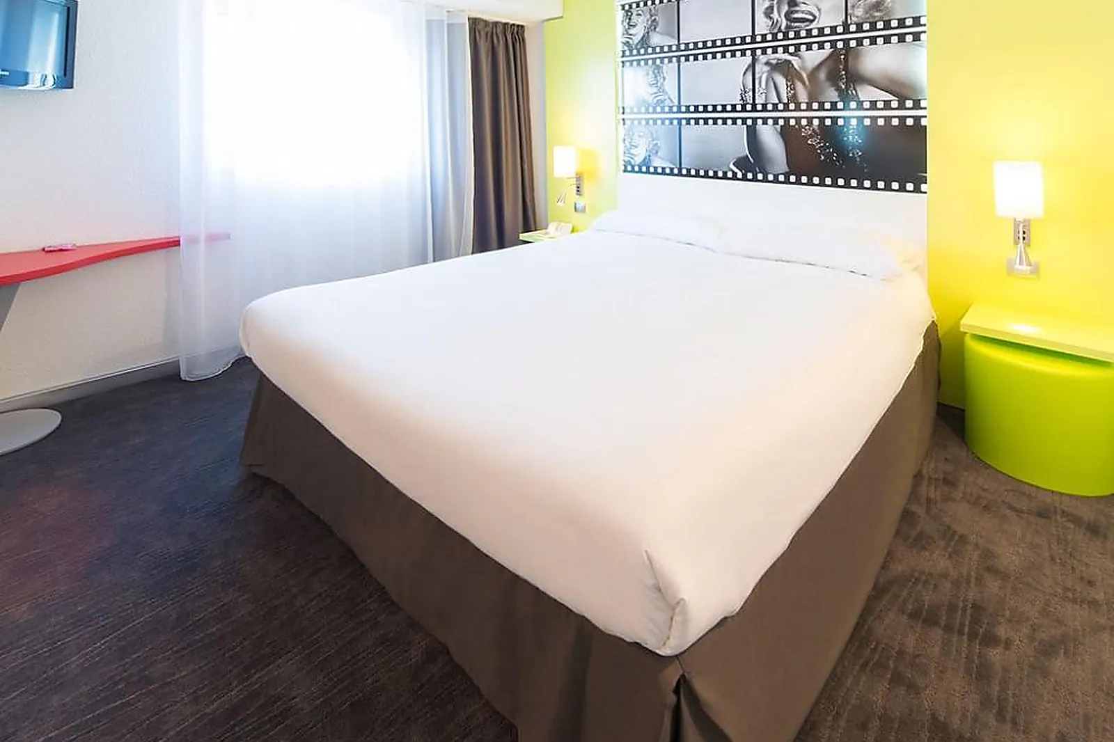 Lieux événementiels, IBIS STYLES CANNES LE CANNET
