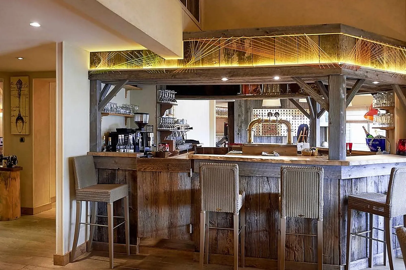 Lieux événementiels, IBIS STYLES CHOLET