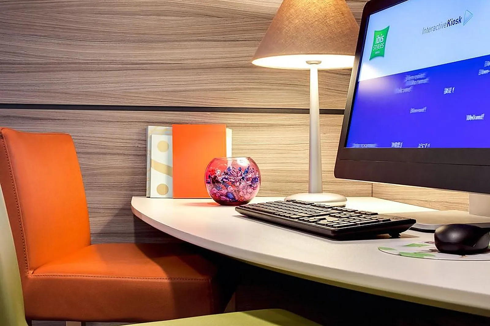 Lieux événementiels, IBIS STYLES CLERMONT-FERRAND LE BREZET AEROPORT