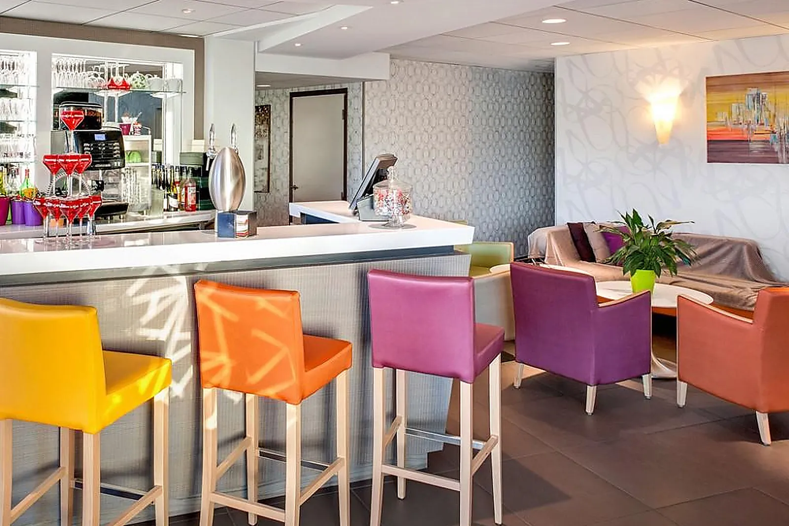 Lieux événementiels, IBIS STYLES CLERMONT-FERRAND LE BREZET AEROPORT