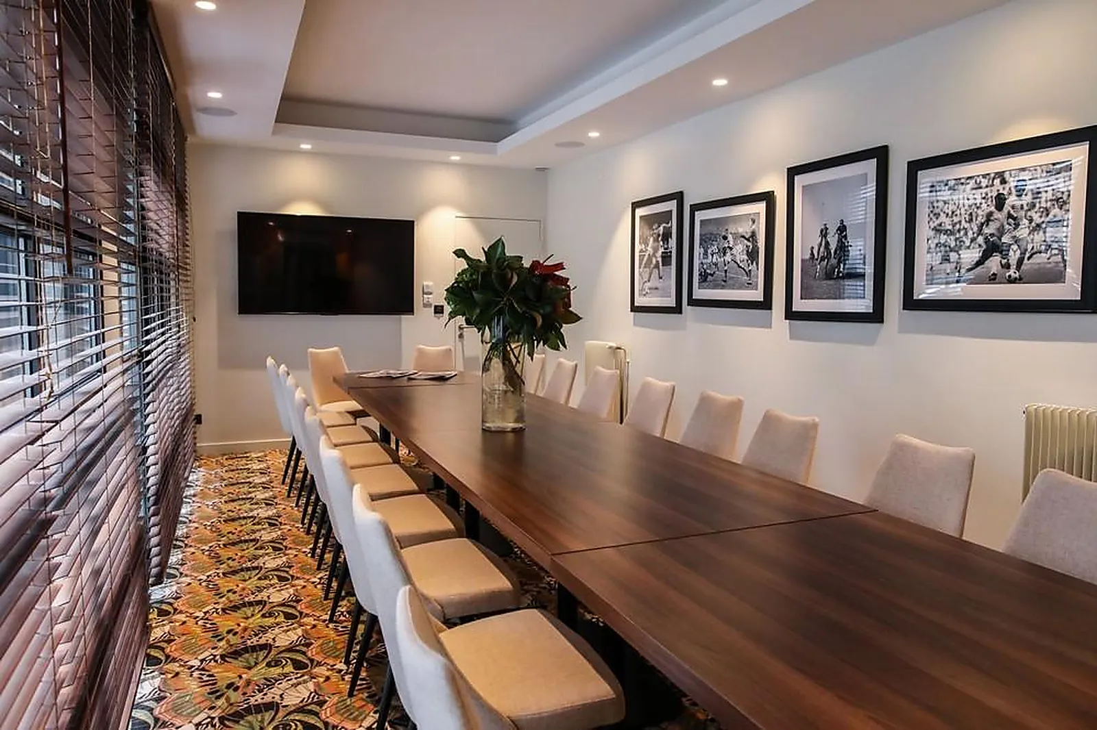 Lieux événementiels, IBIS STYLES CLERMONT-FERRAND RÉPUBLIQUE