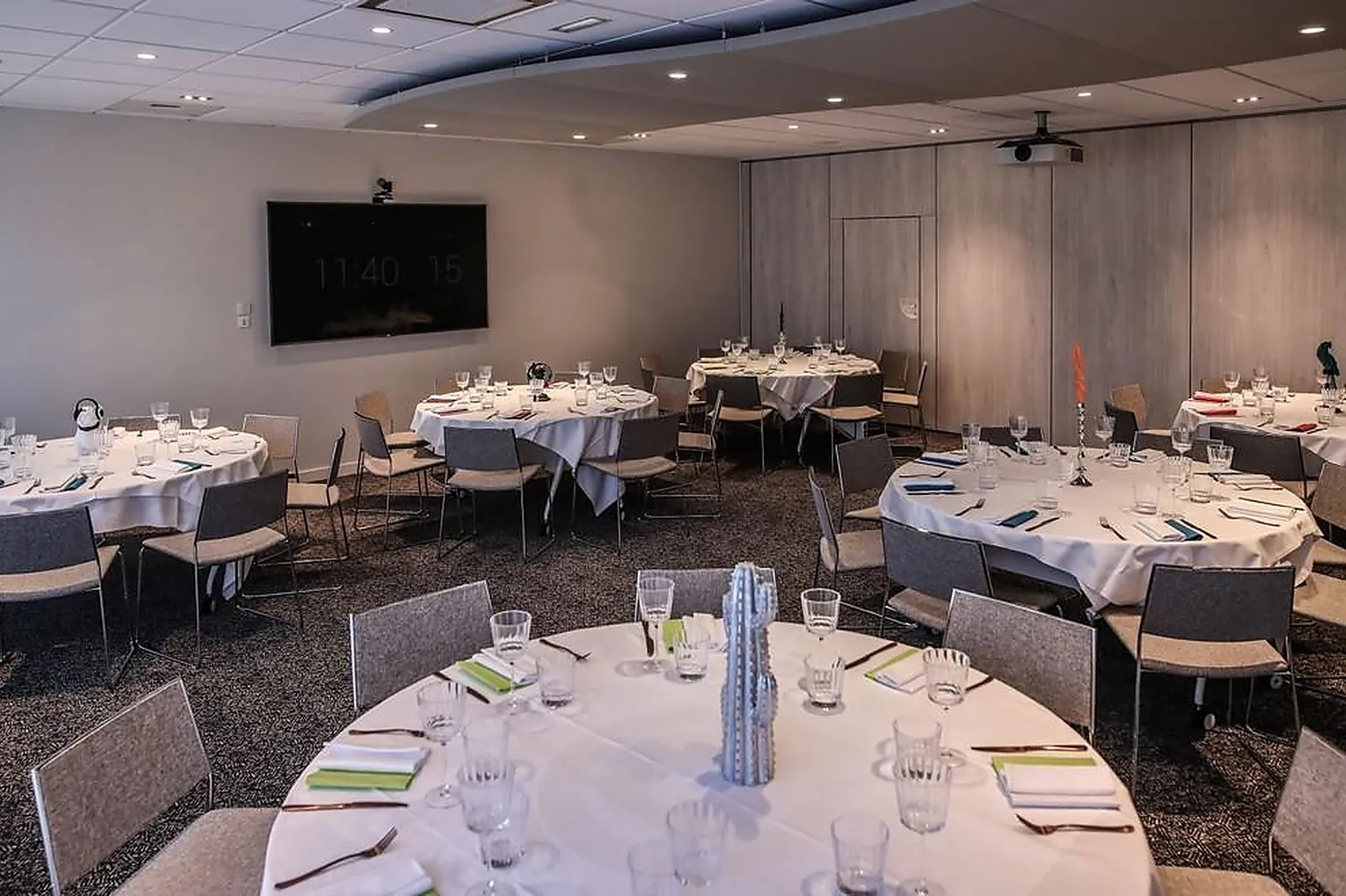 Lieux événementiels, IBIS STYLES CLERMONT-FERRAND RÉPUBLIQUE