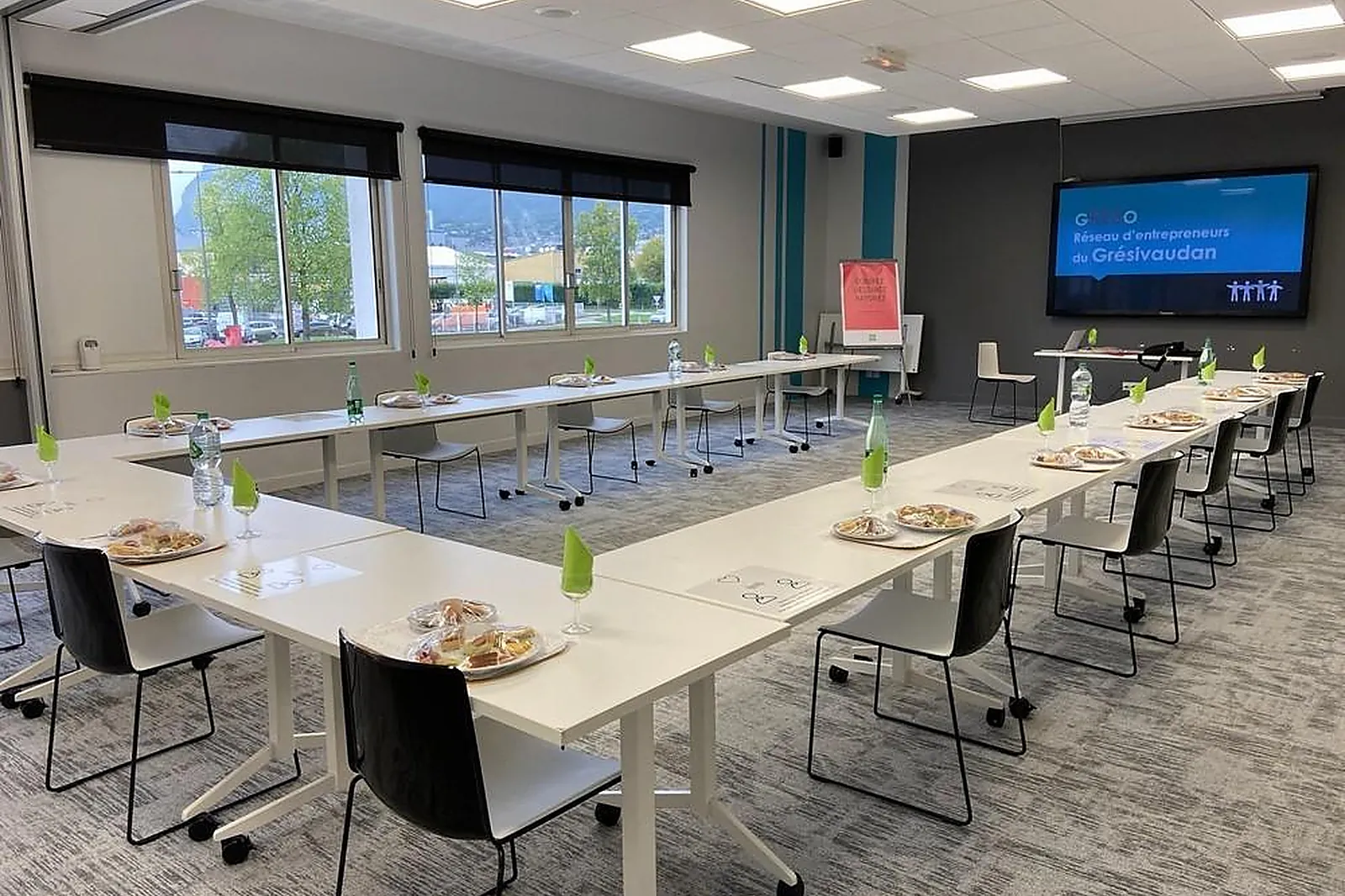 Lieux événementiels, IBIS STYLES CROLLES GRENOBLE A41