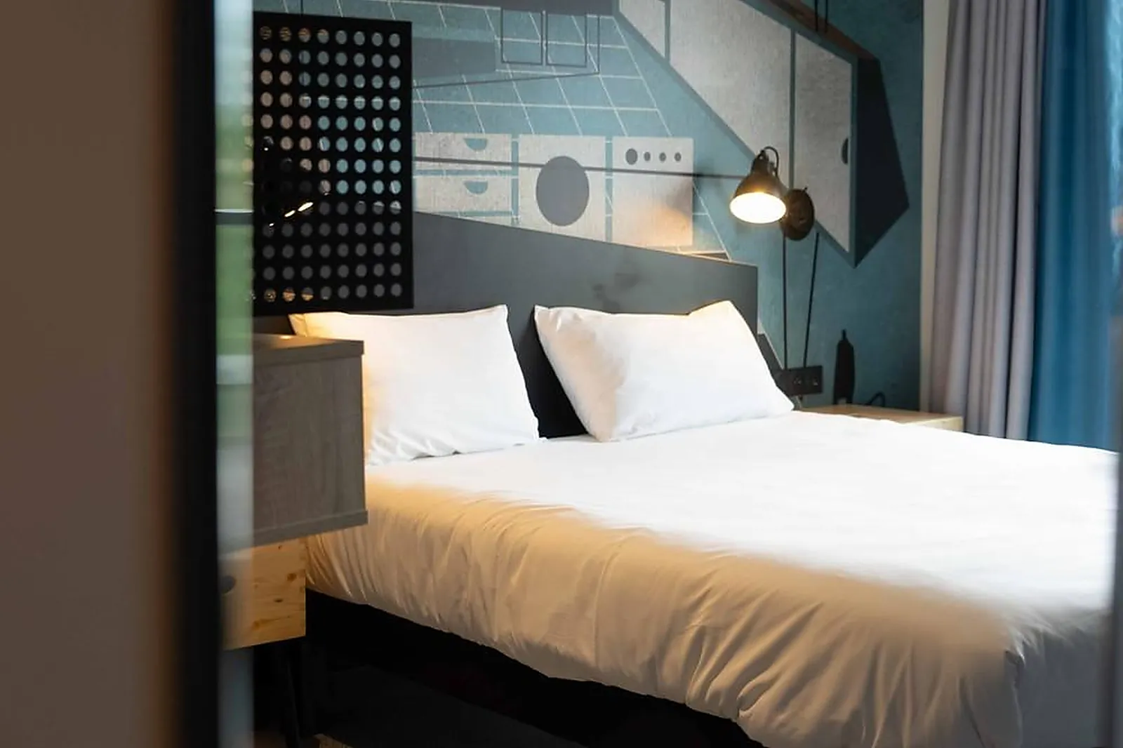 Lieux événementiels, IBIS STYLES DREUX CENTRE GARE