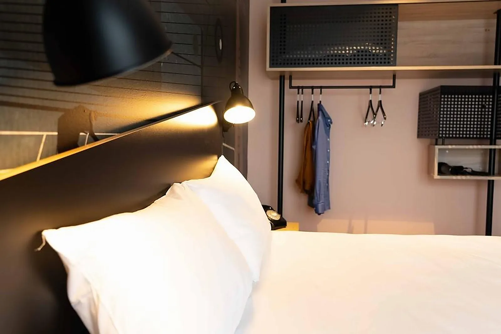 Lieux événementiels, IBIS STYLES DREUX CENTRE GARE
