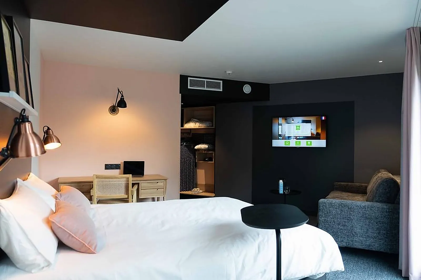 Lieux événementiels, IBIS STYLES DREUX CENTRE GARE