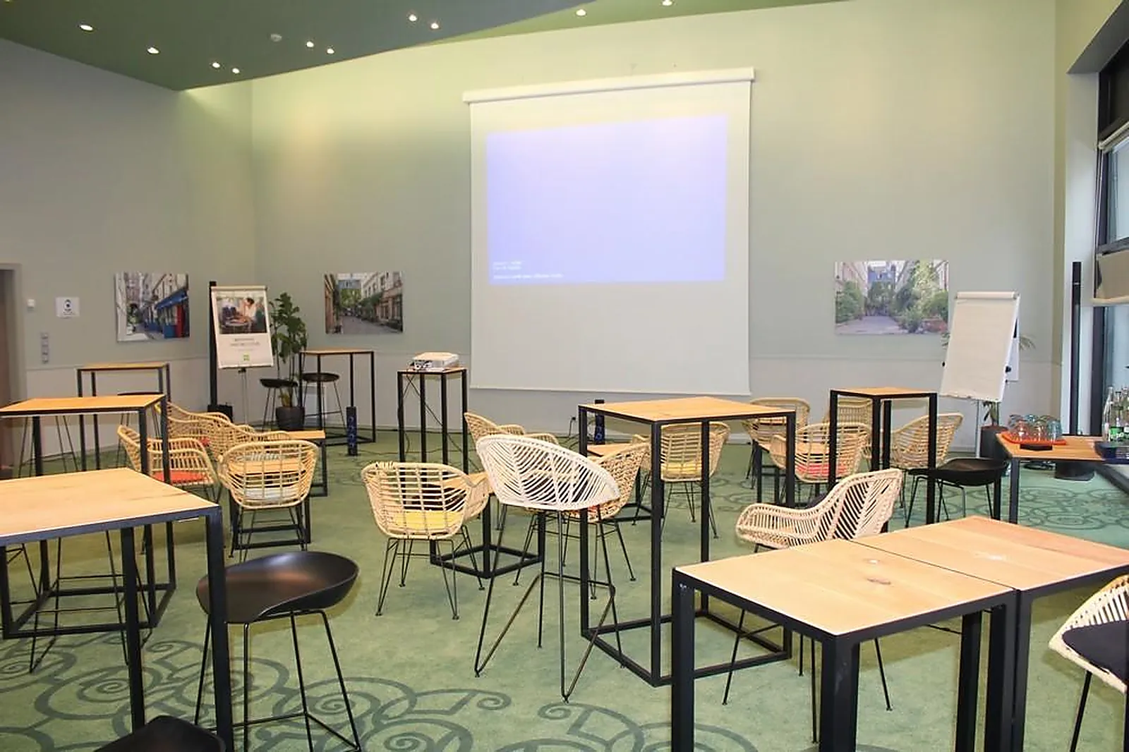 Lieux événementiels, IBIS STYLES EVRY COURCOURONNES