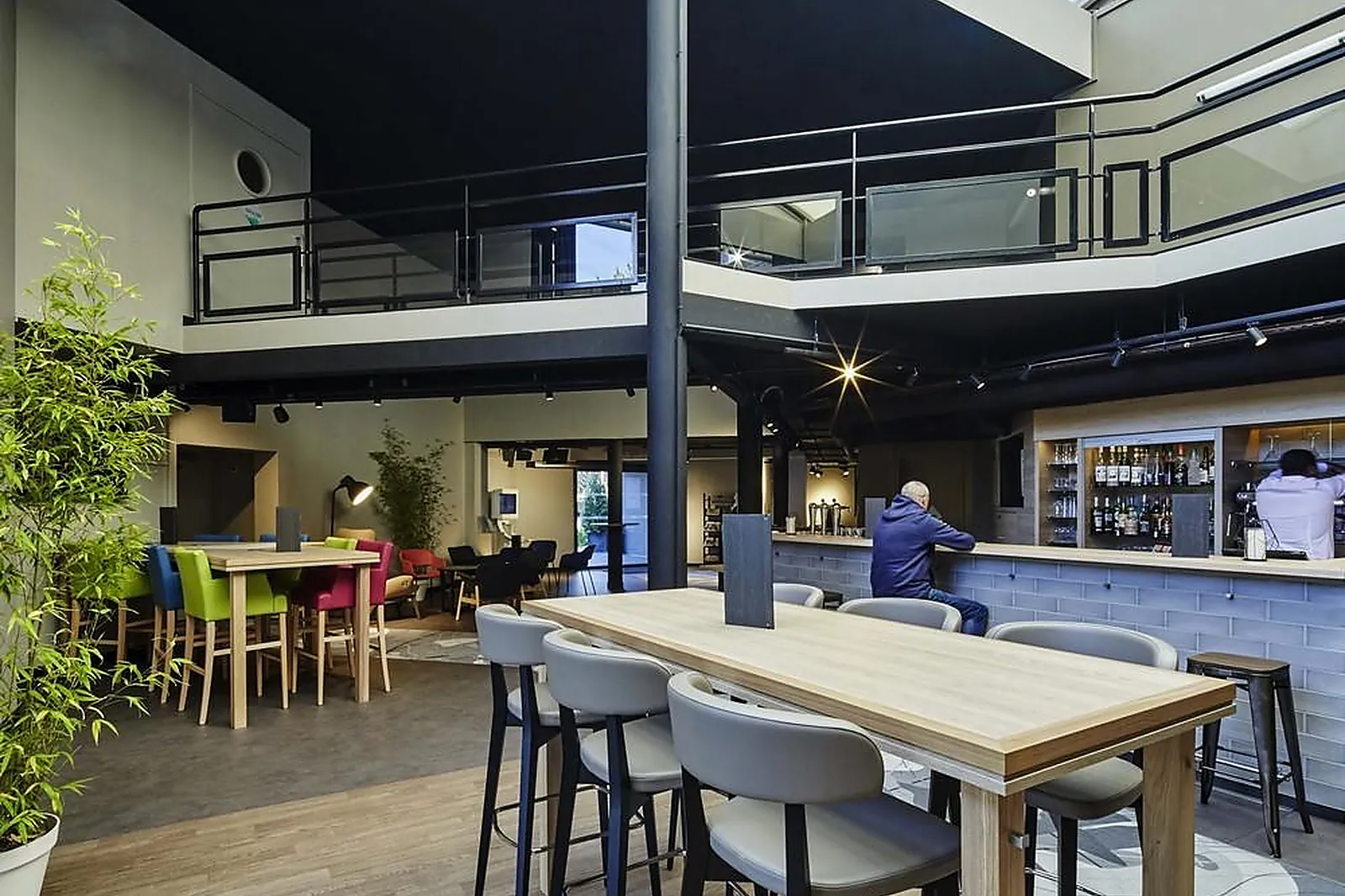 Lieux événementiels, IBIS STYLES EVRY LISSES