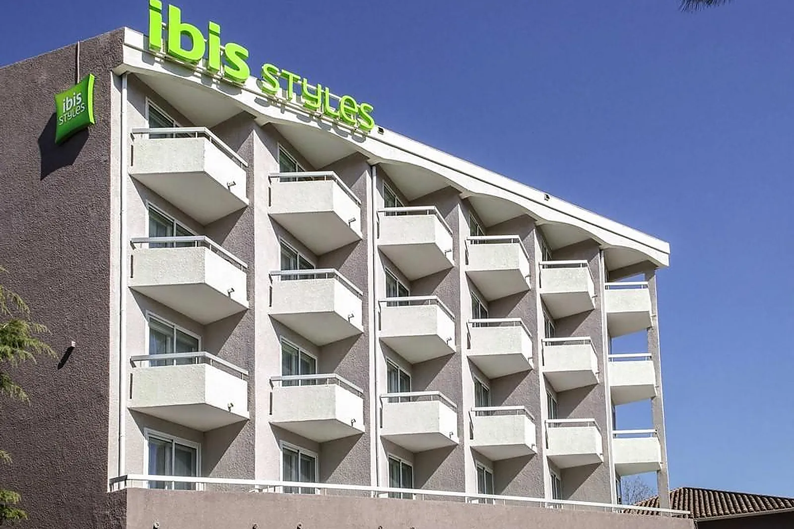 Lieux événementiels, IBIS STYLES FRÉJUS SAINT-RAPHAËL