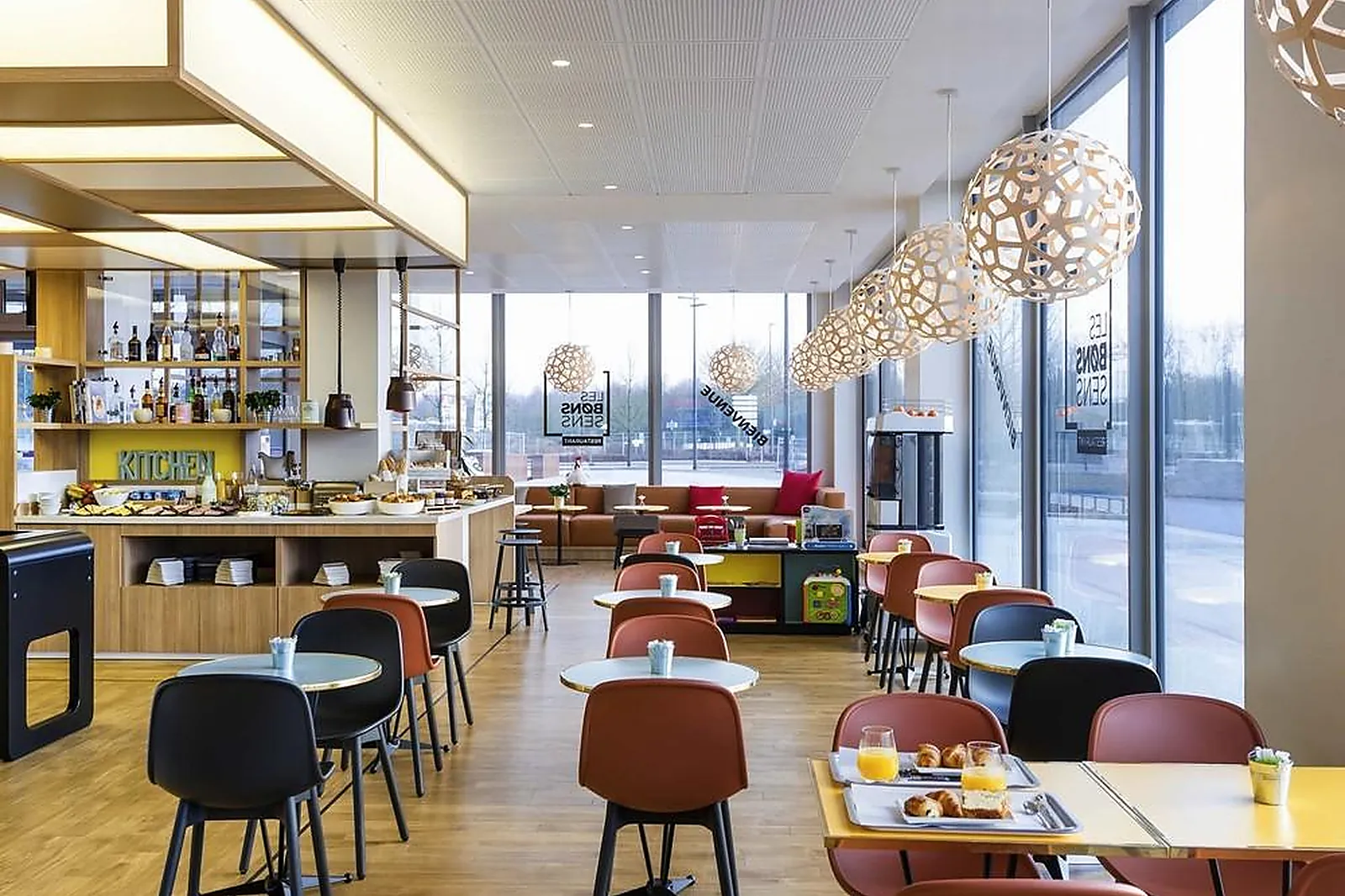 Lieux événementiels, IBIS STYLES GUYANCOURT VERSAILLES