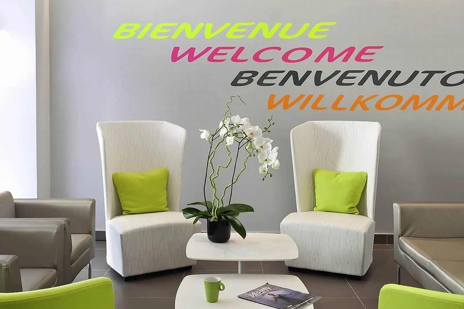 Lieux événementiels, IBIS STYLES JUAN-LES-PINS