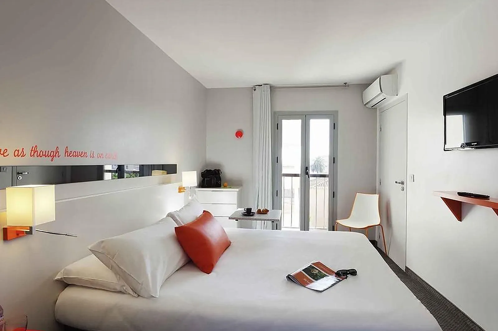 Lieux événementiels, IBIS STYLES JUAN-LES-PINS