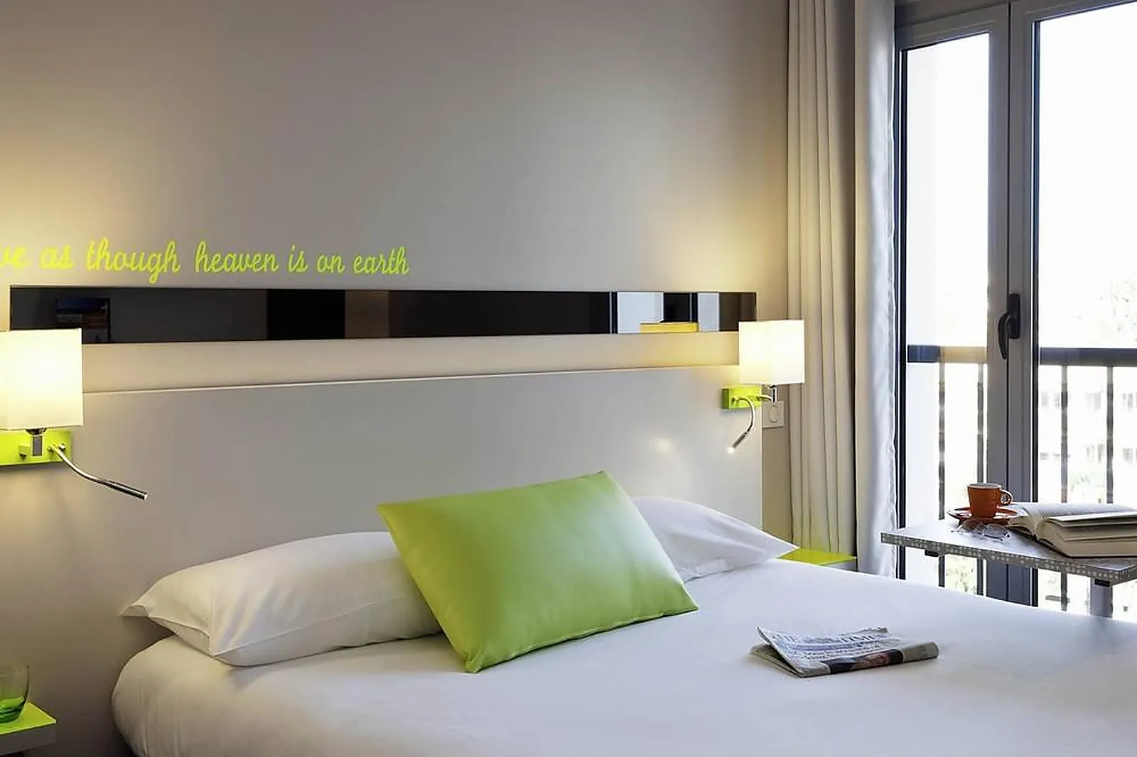 Lieux événementiels, IBIS STYLES JUAN-LES-PINS