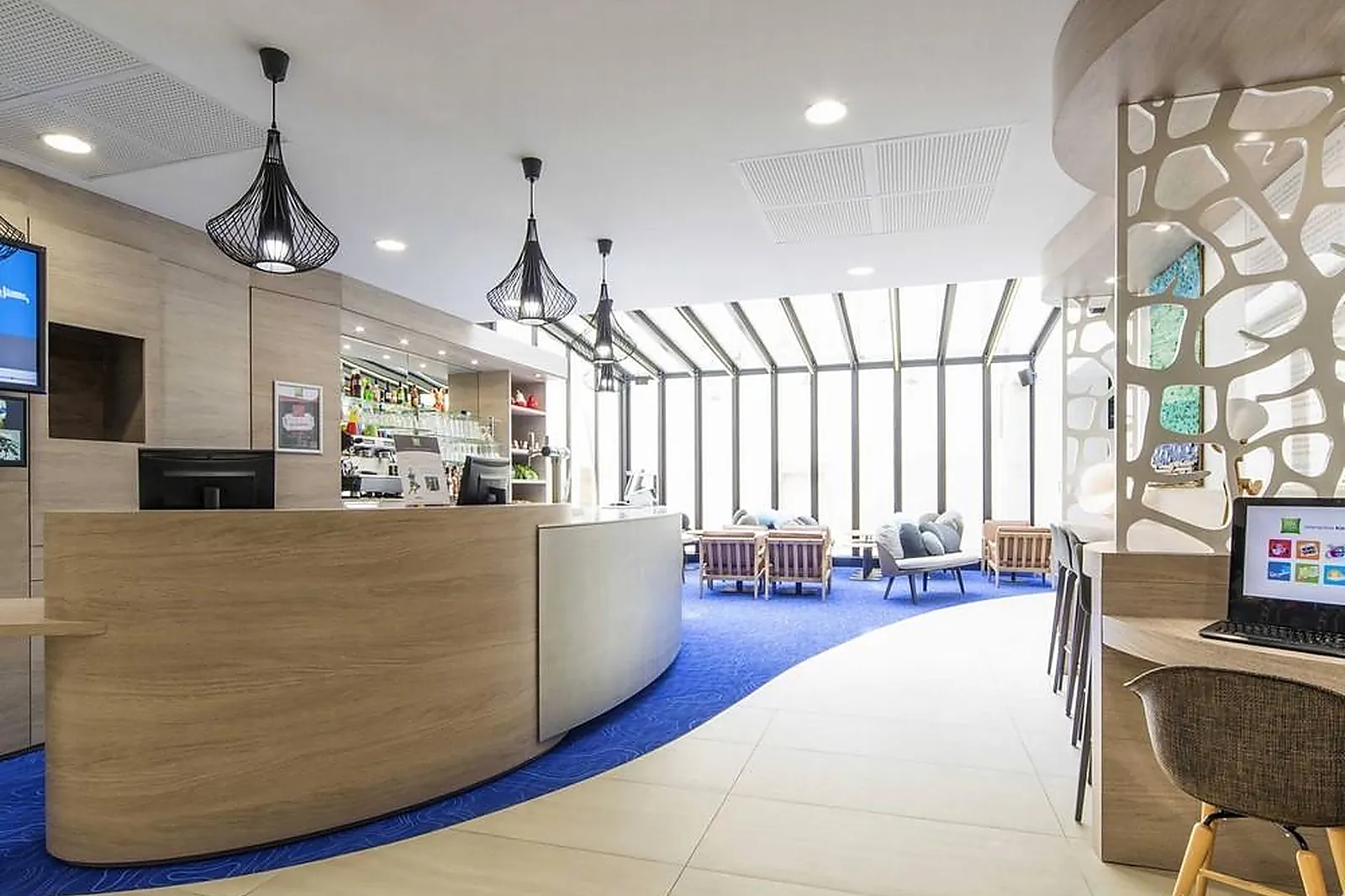 Lieux événementiels, IBIS STYLES LA ROCHELLE CENTRE