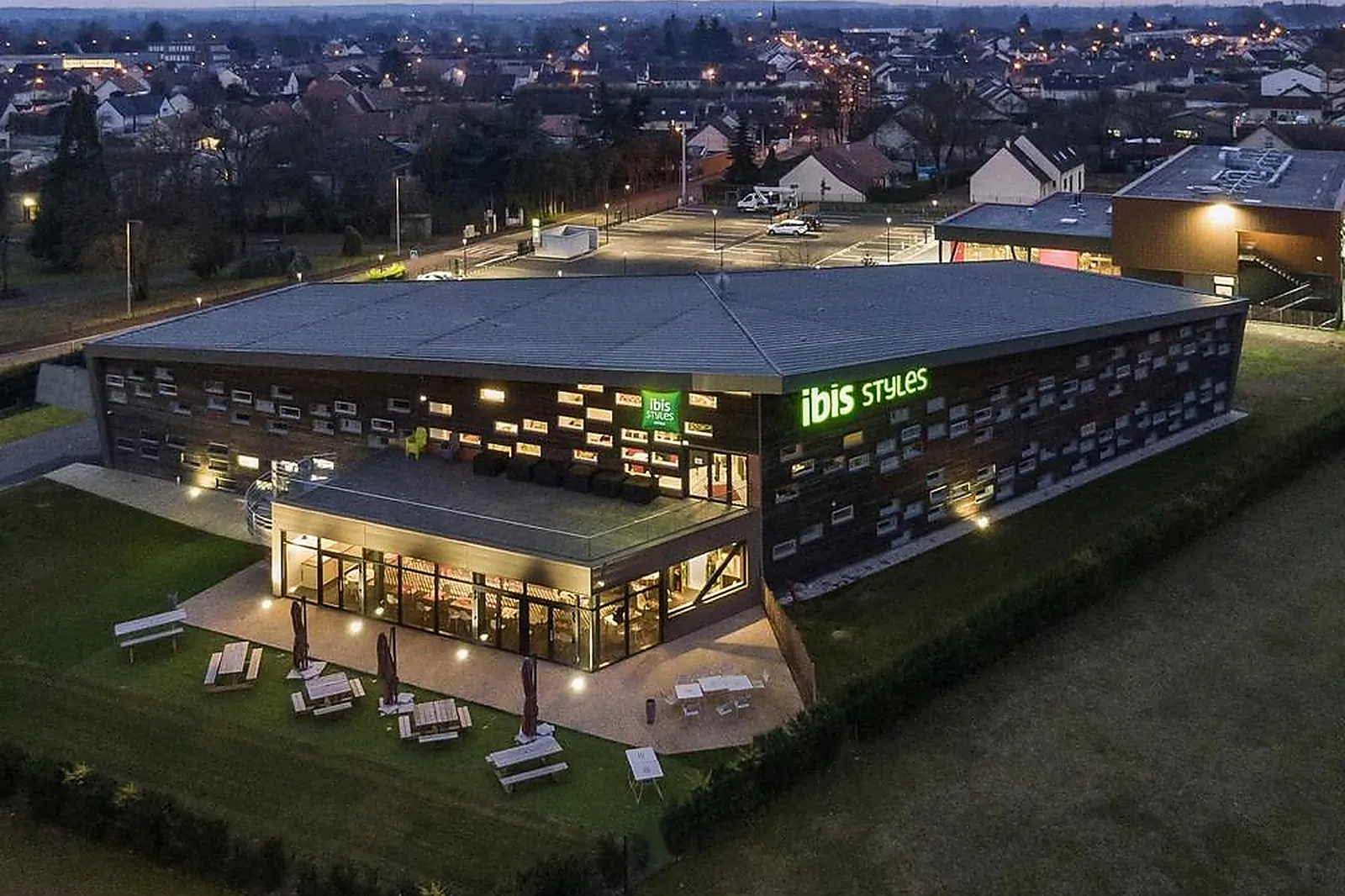 Lieux événementiels, IBIS STYLES LE MANS SUD MULSANNE