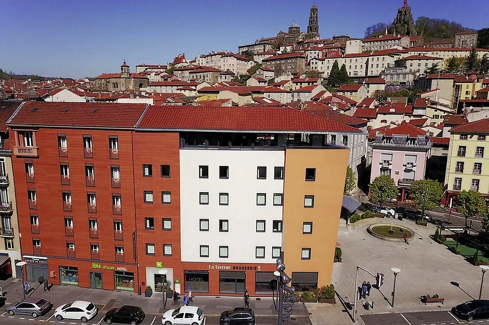 Lieux événementiels, IBIS STYLES LE PUY-EN-VELAY