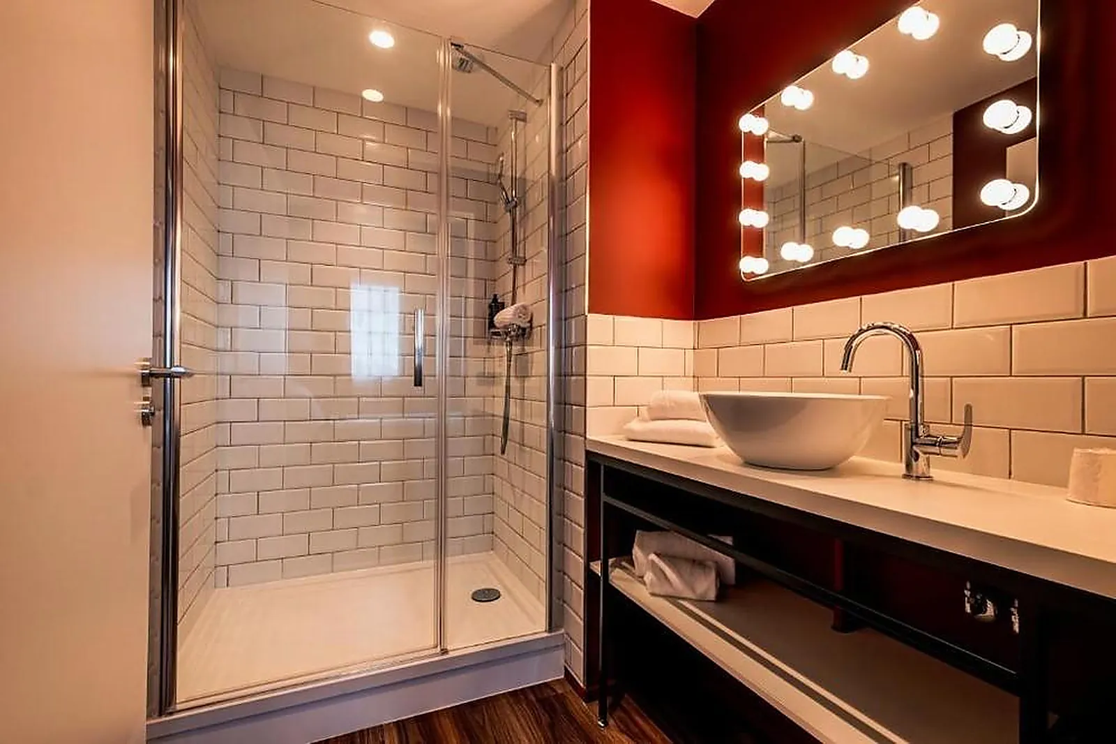 Lieux événementiels, IBIS STYLES LENS CENTRE GARE