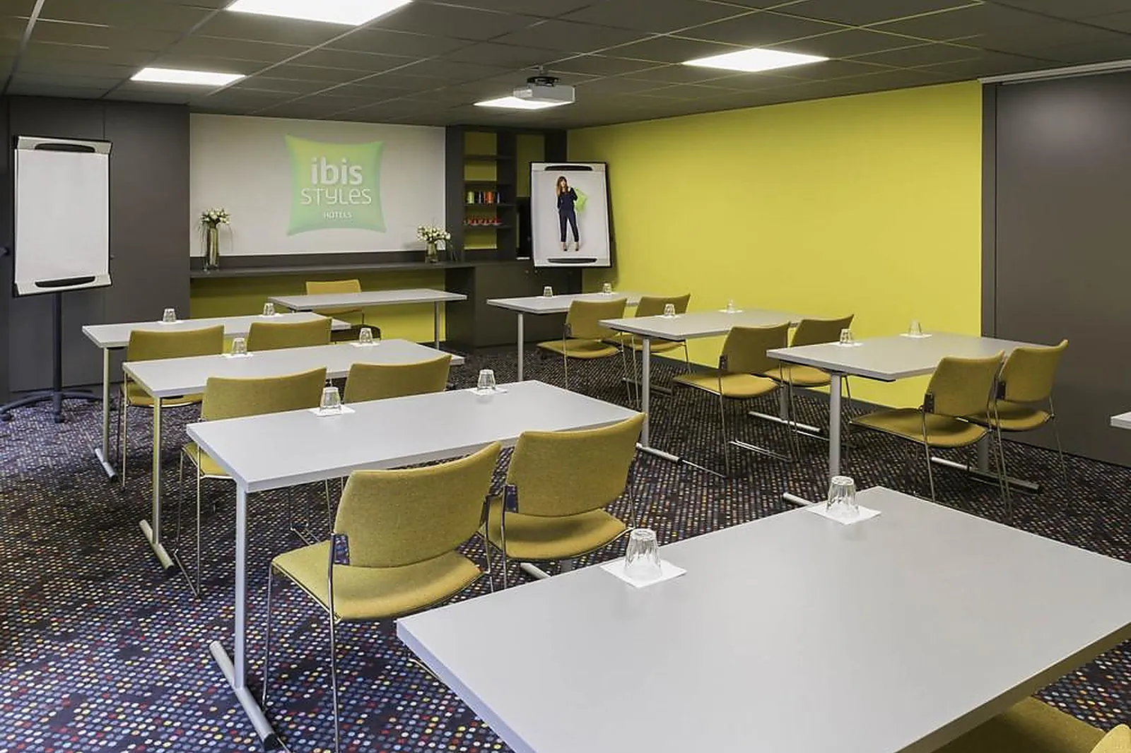 Lieux événementiels, IBIS STYLES LYON CONFLUENCE