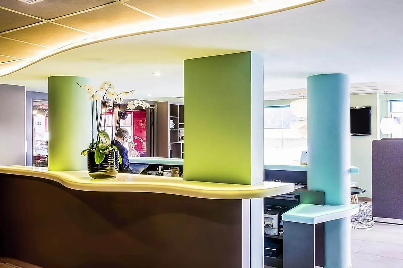 Lieux événementiels, IBIS STYLES LYON CONFLUENCE