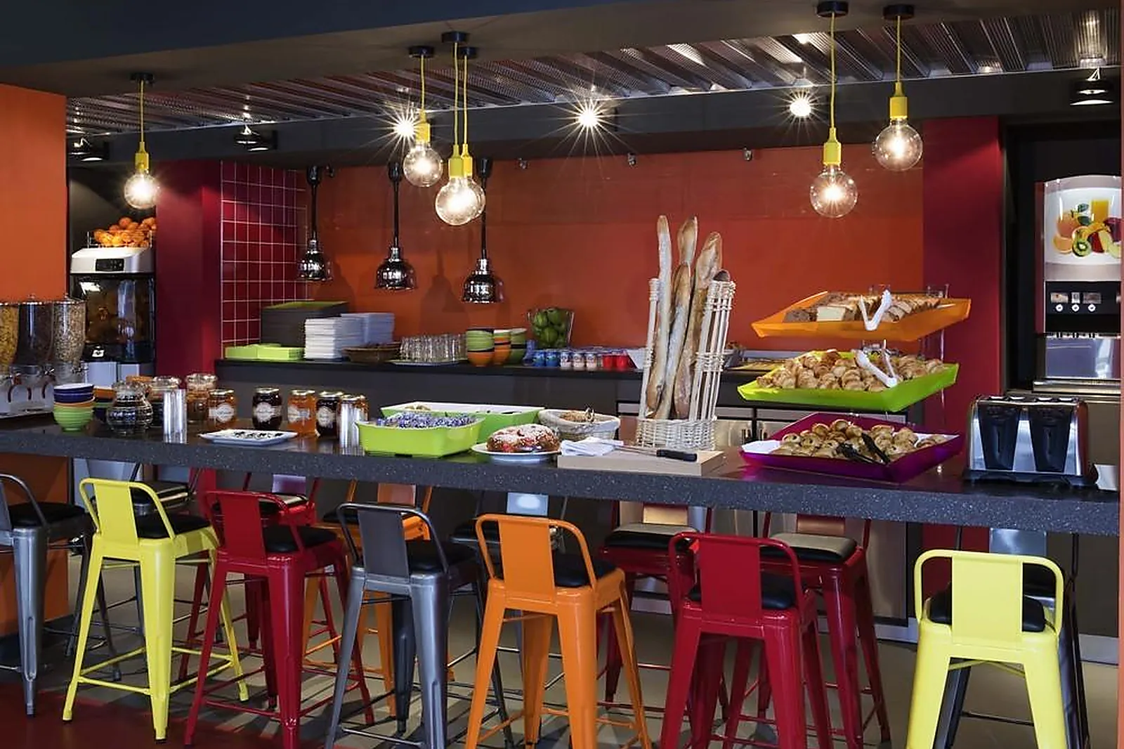 Lieux événementiels, IBIS STYLES LYON CONFLUENCE