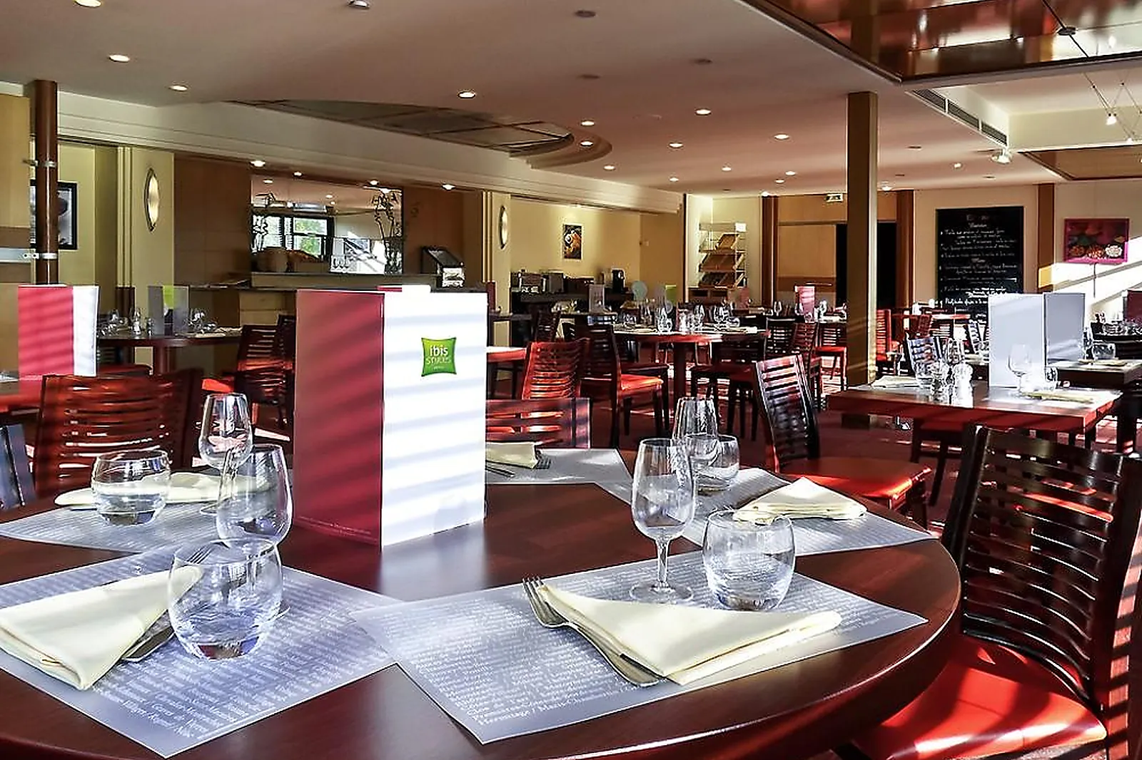 Lieux événementiels, IBIS STYLES LYON SUD VIENNE