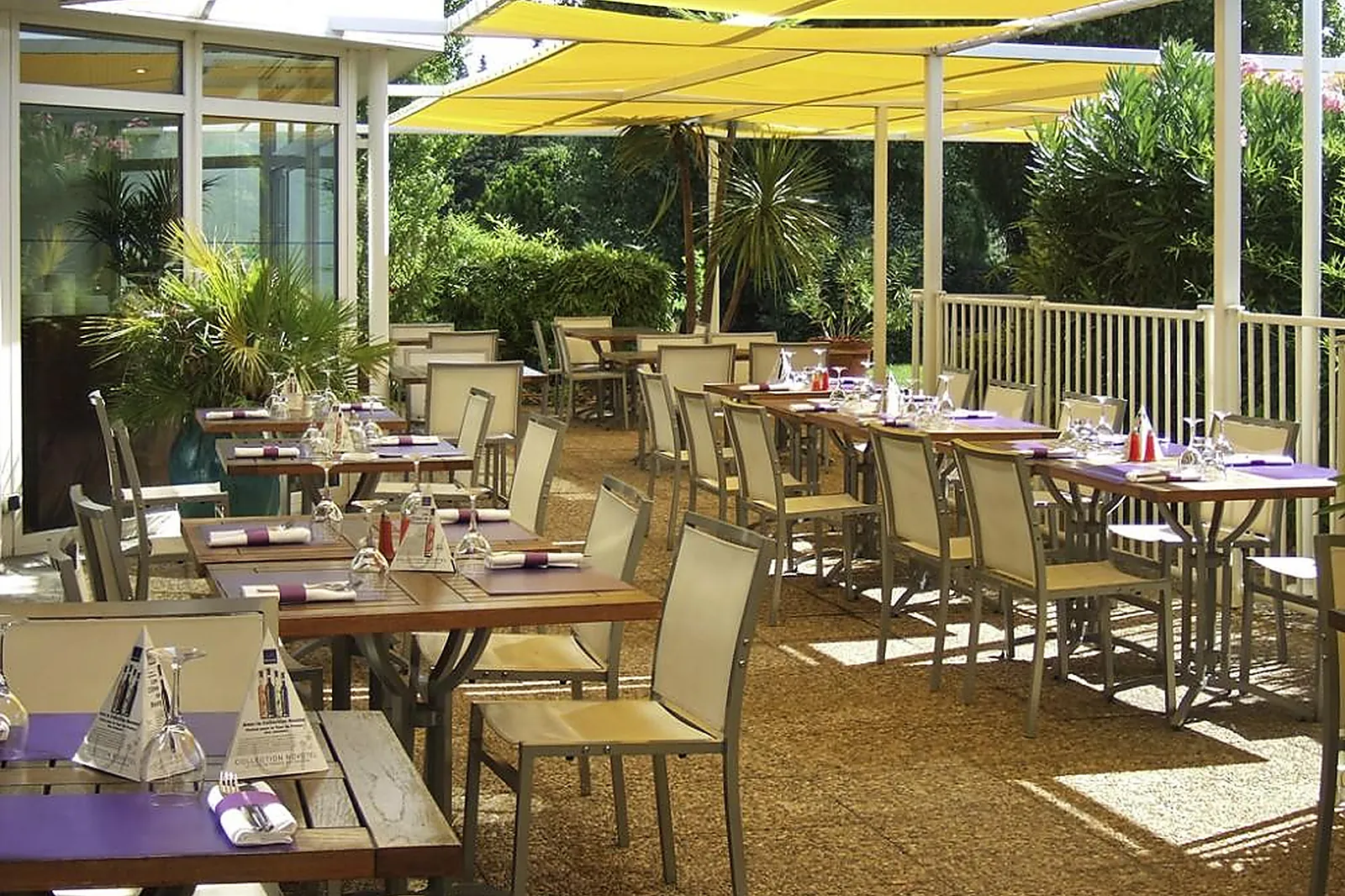 Lieux événementiels, IBIS STYLES MARSEILLE AÉROPORT