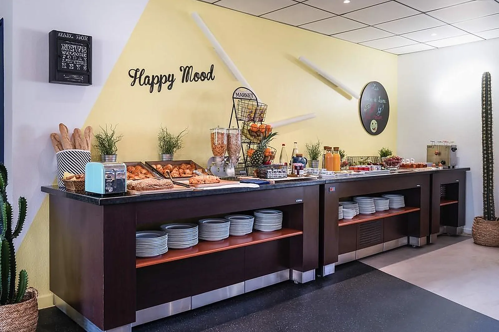 Lieux événementiels, IBIS STYLES MARSEILLE PLAN DE CAMPAGNE