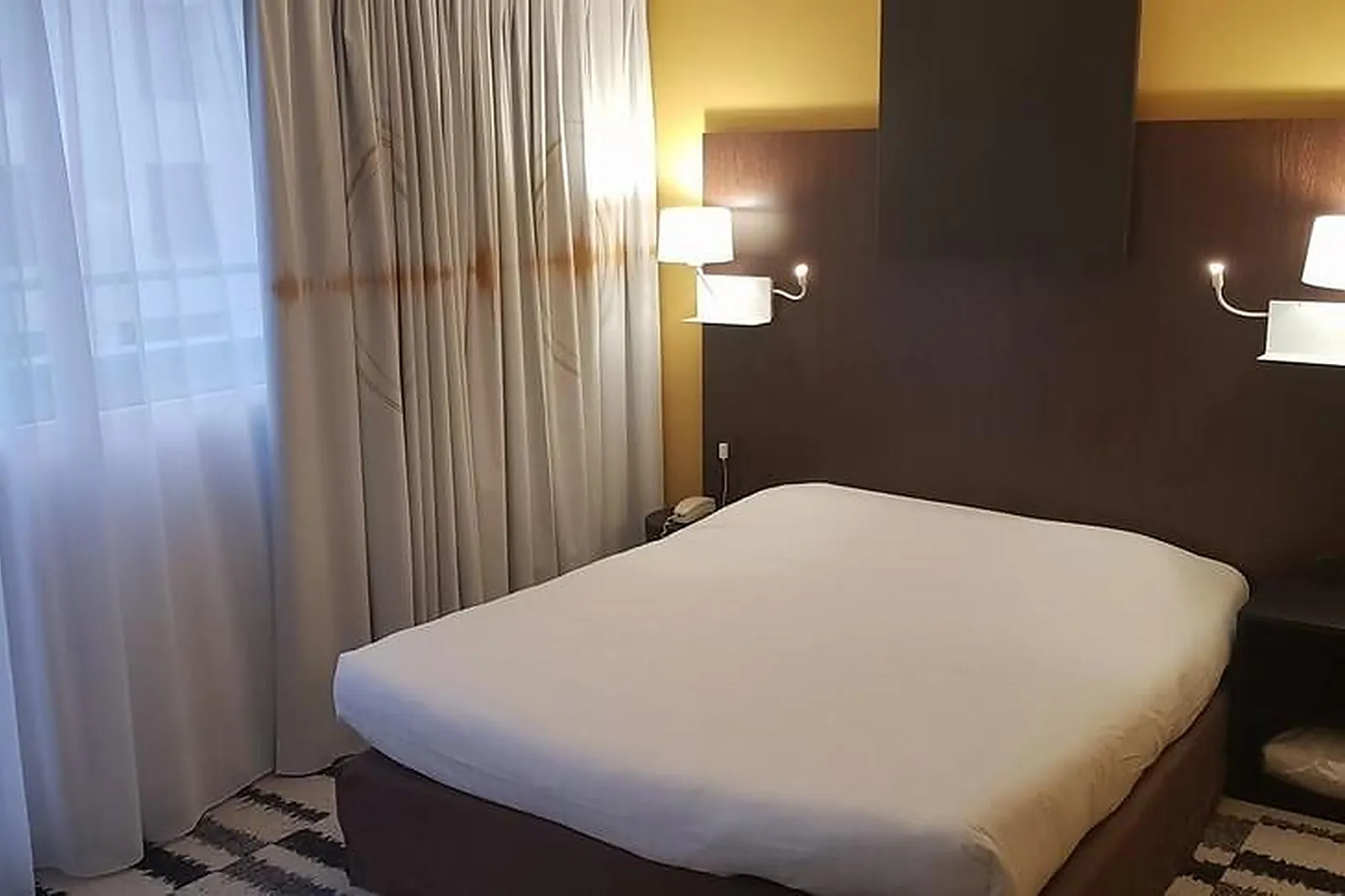 Lieux événementiels, IBIS STYLES MASSY OPÉRA