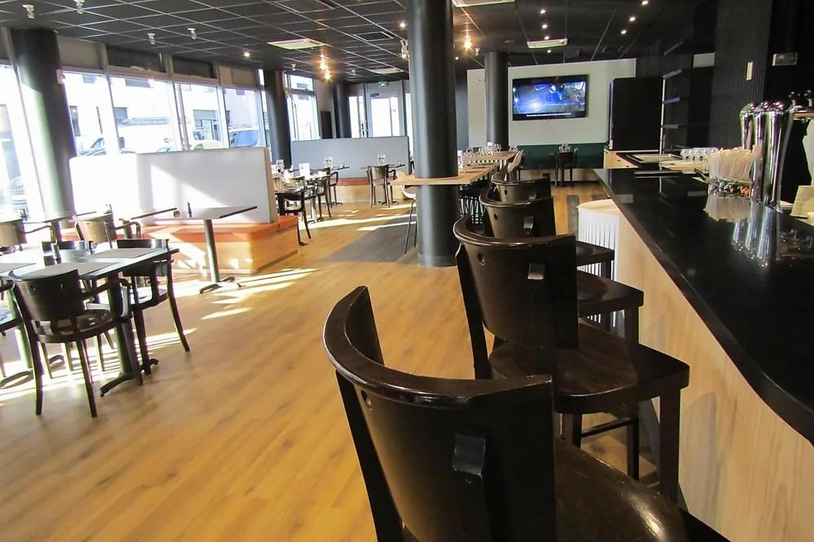 Lieux événementiels, IBIS STYLES MASSY OPÉRA