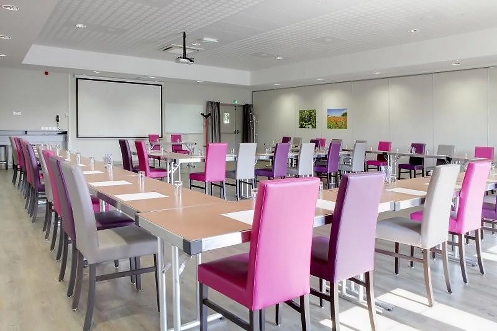 Lieux événementiels, IBIS STYLES MONTARGIS ARBORIA