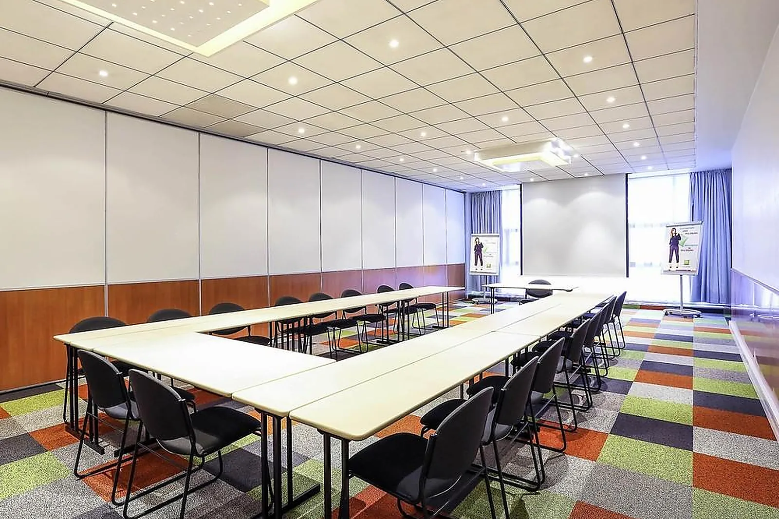 Lieux événementiels, IBIS STYLES NANCY SUD HOUDEMONT