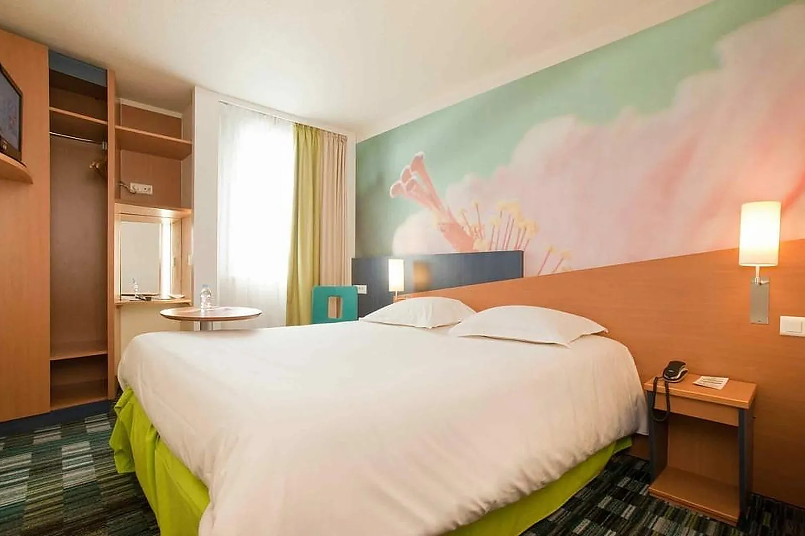 Lieux événementiels, IBIS STYLES ORLÉANS