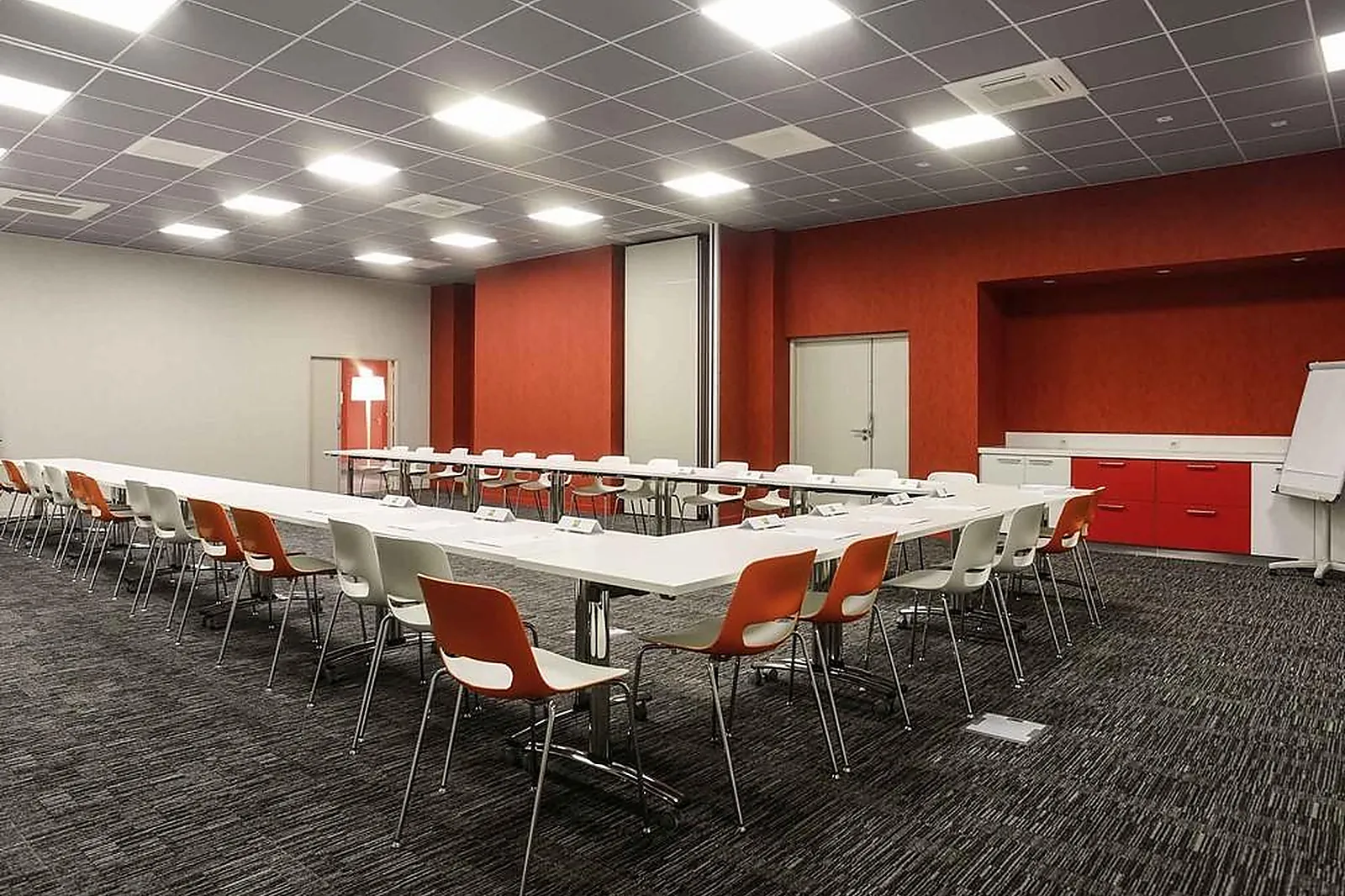 Lieux événementiels, IBIS STYLES POITIERS CENTRE