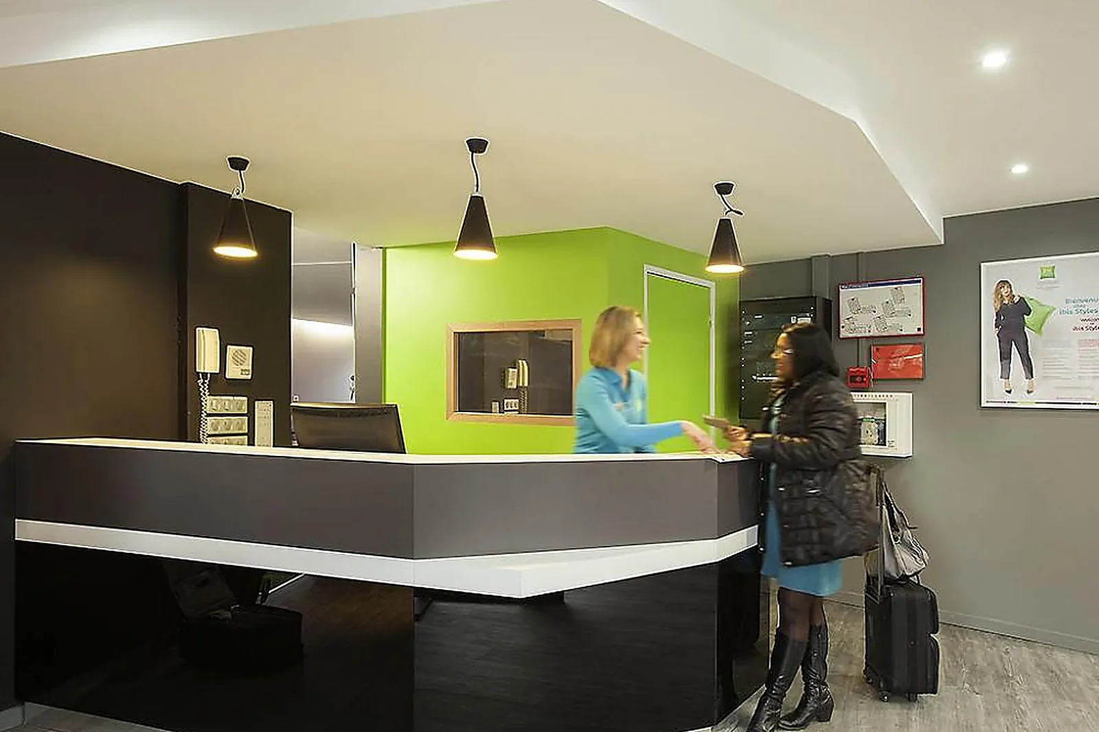 Lieux événementiels, IBIS STYLES REIMS CENTRE CATHÉDRALE