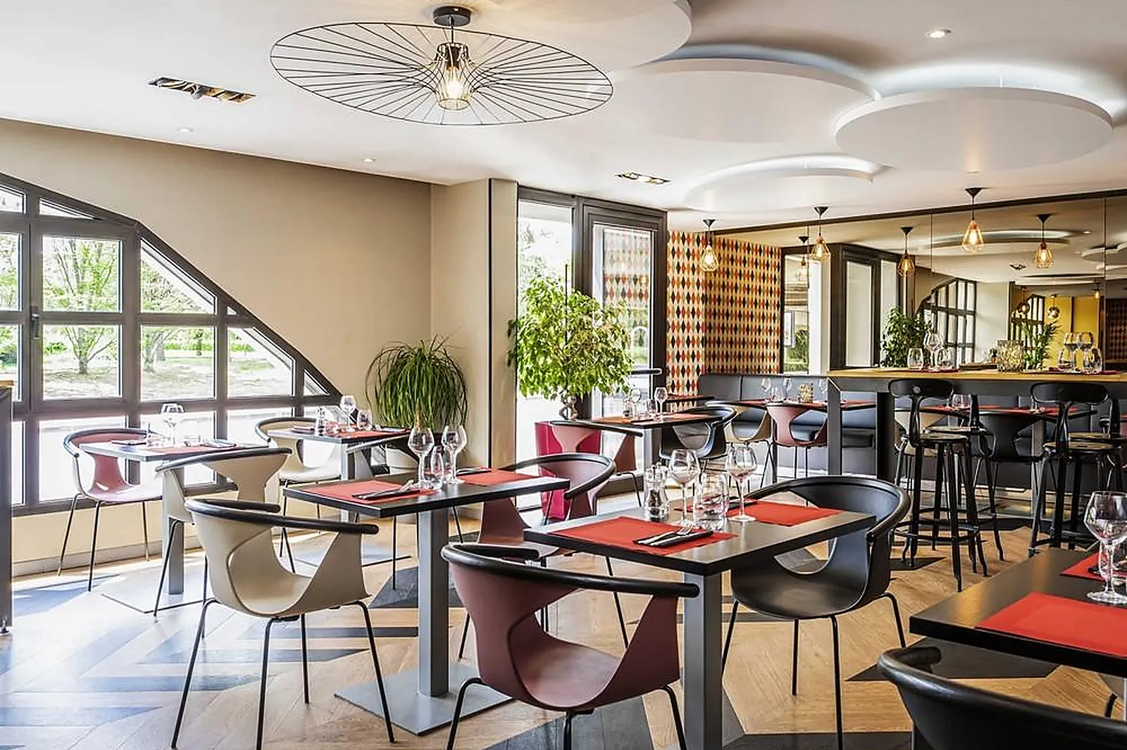 Lieux événementiels, IBIS STYLES REIMS CENTRE CATHÉDRALE