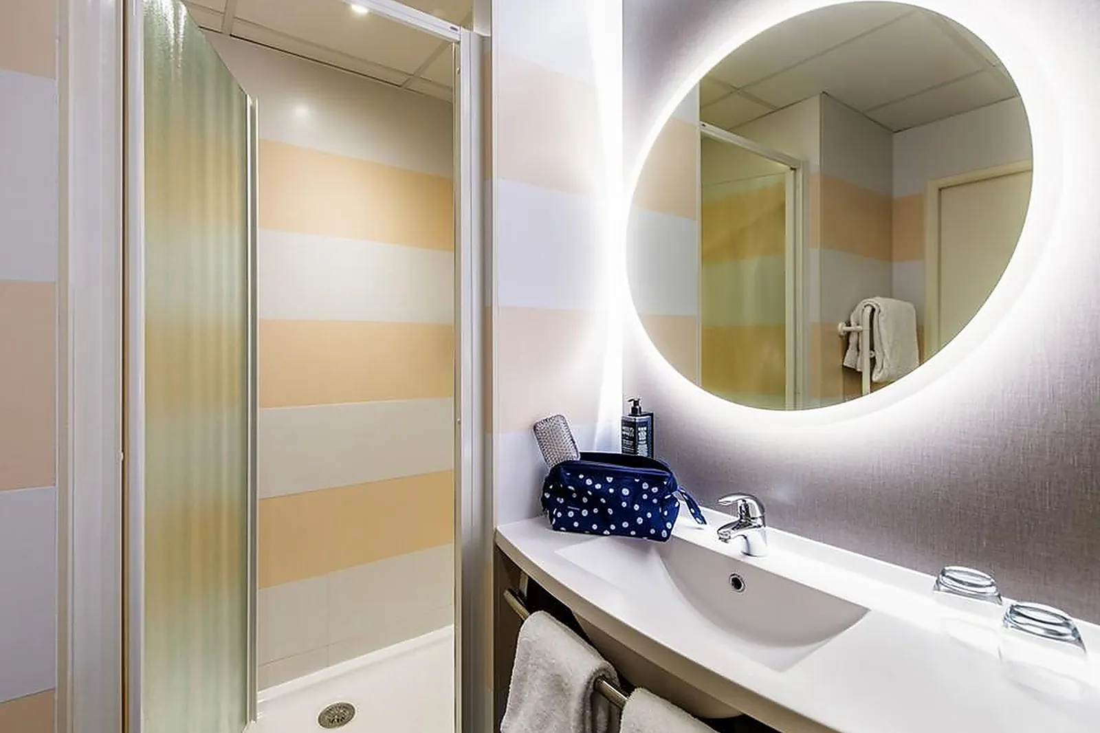 Lieux événementiels, IBIS STYLES RENNES CESSON