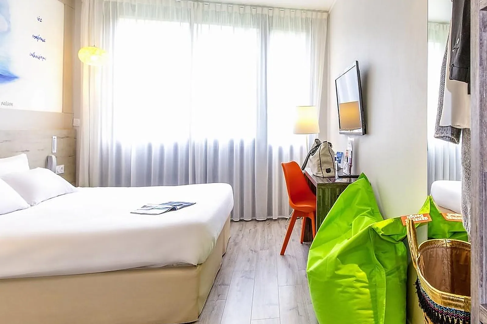 Lieux événementiels, IBIS STYLES RENNES SAINT-GRÉGOIRE